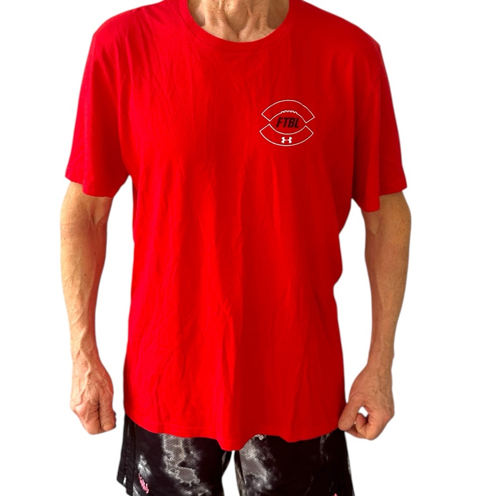 Under Armour Red Short Sleeve Tee HeatGear Red Football Graphic Tee Men’s XL - Picture 6 of 10